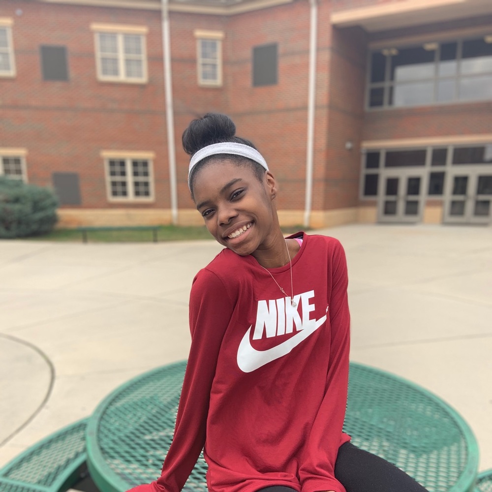 Meet your Posher, Kenzie